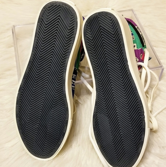 🆕 CONVERSE Fear of God ESSENTIALS
Skidgrip - Picture 12 of 14